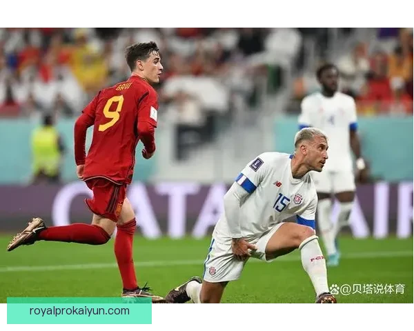 格里马尔多在西班牙国家队表现稳健，备受期待的前景引人注目